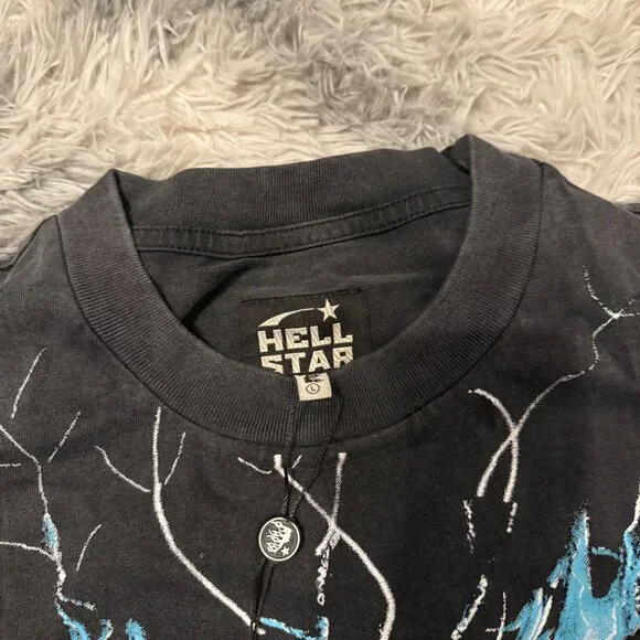 Hellstar Electro Kid Black T-Shirt Men’s Size Medium or Large - Picture 2 of 3